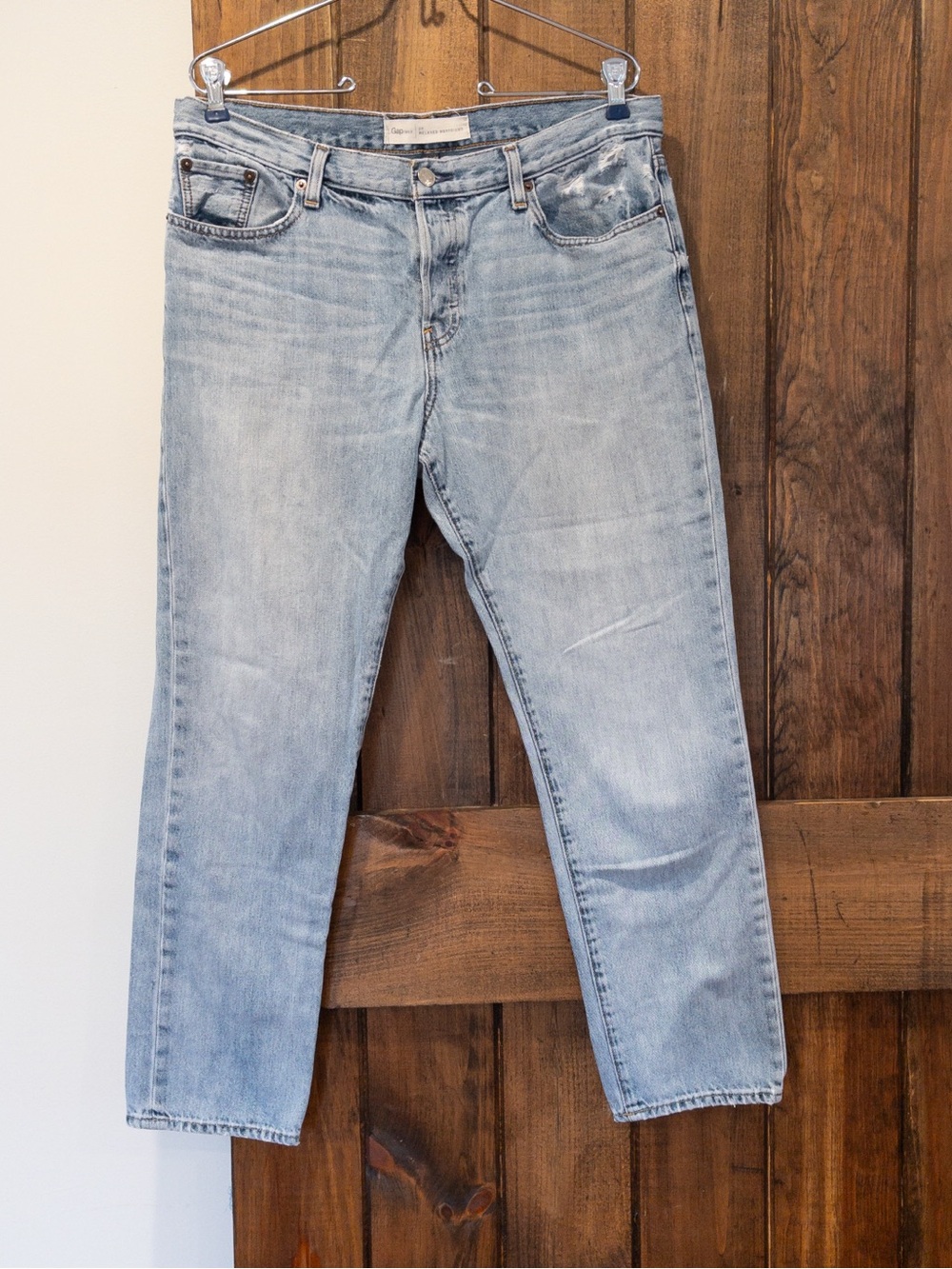 GAP Light Wash Relaxed Boyfriend Button Fly Cotton Blend Denim Jeans 29 / 8